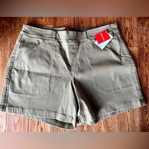 Spanx Stretch Twill Shorts, 6 in